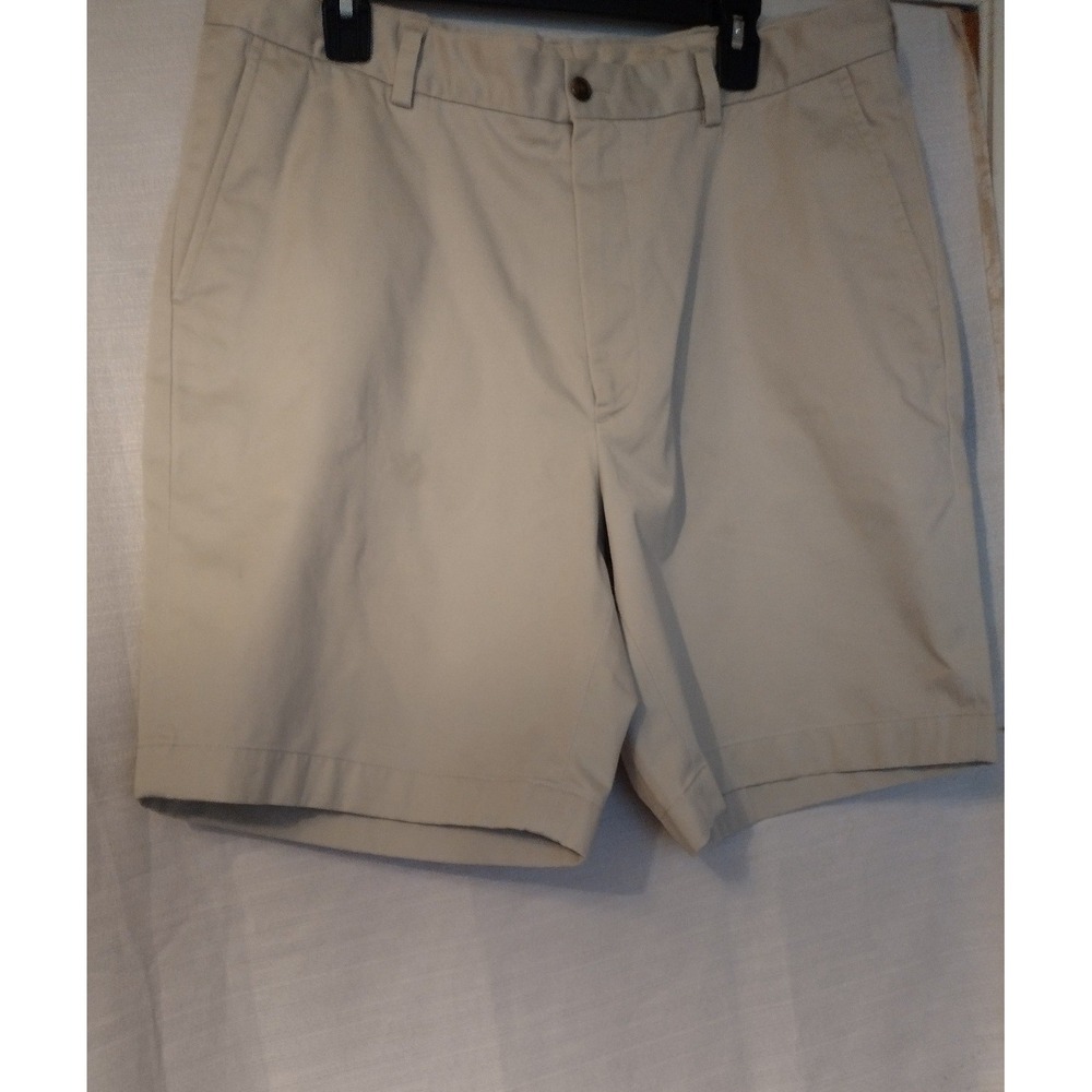 Brooks Brothers 1818 Men's Shorts Size 38 Tan Khaki Beige Flat Front Pockets